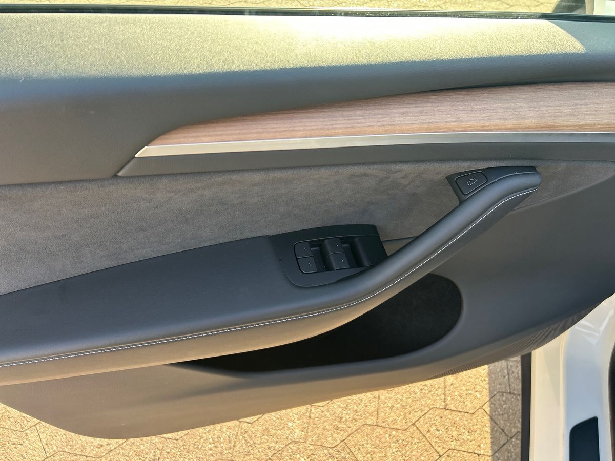 Billede af Tesla Model Y EL Long Range AWD 514HK 5d Aut.