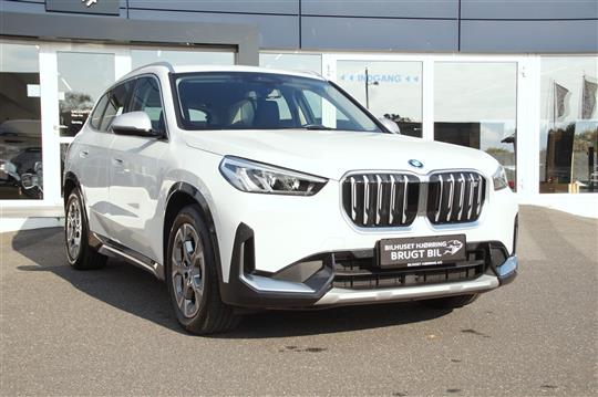 BMW iX1 xDrive30 EL xLine 4x4 313HK 5d Aut.
