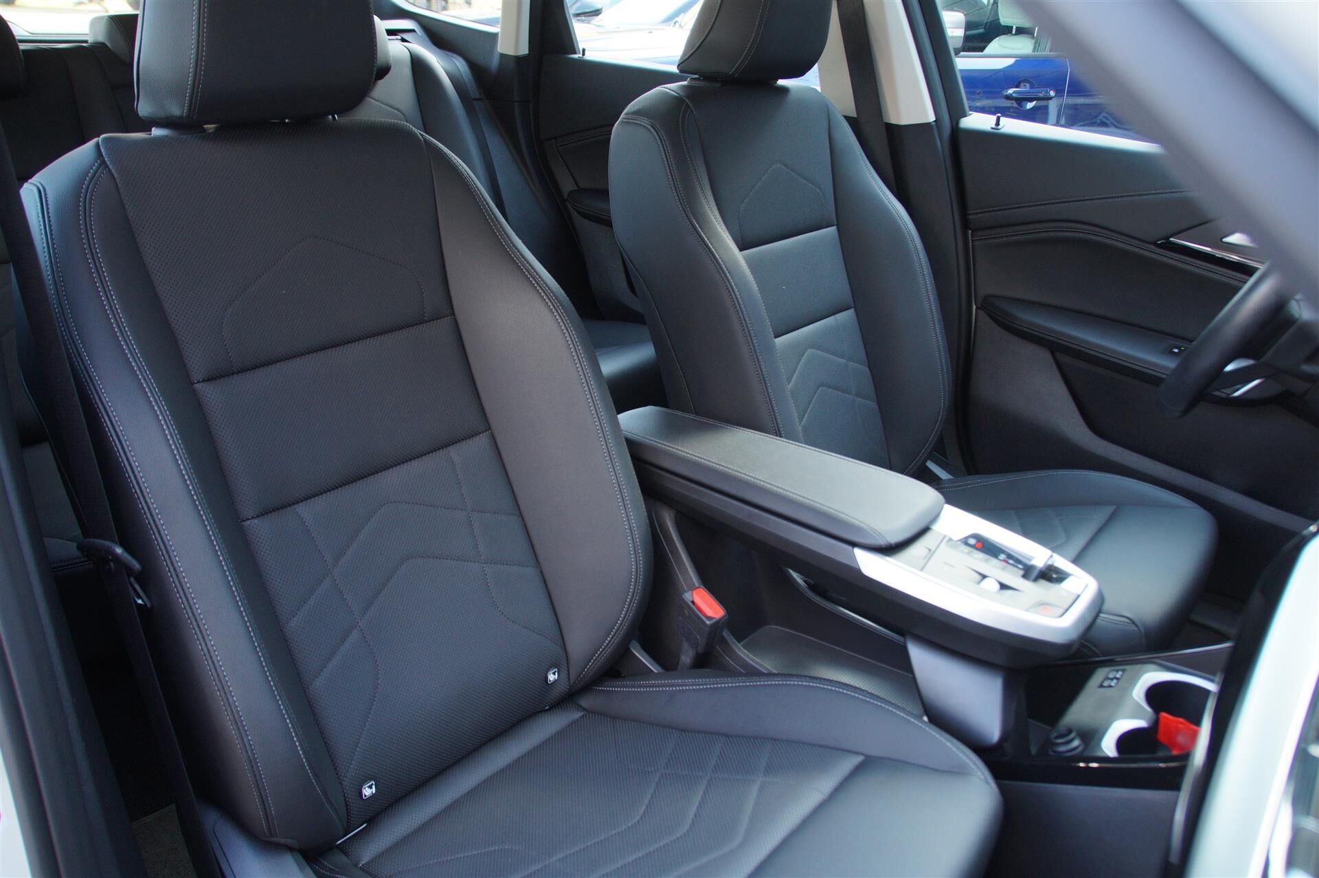 Billede af BMW iX1 xDrive30 EL xLine 4x4 313HK 5d Aut.