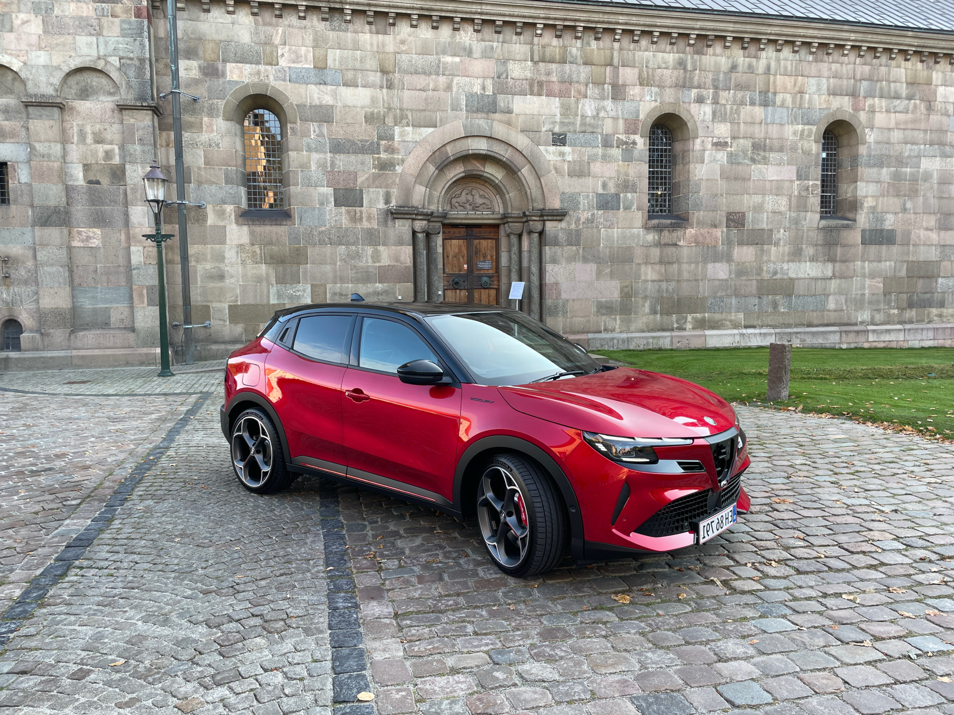 Billede af Alfa Romeo Junior EL Veloce 280HK 5d Aut.