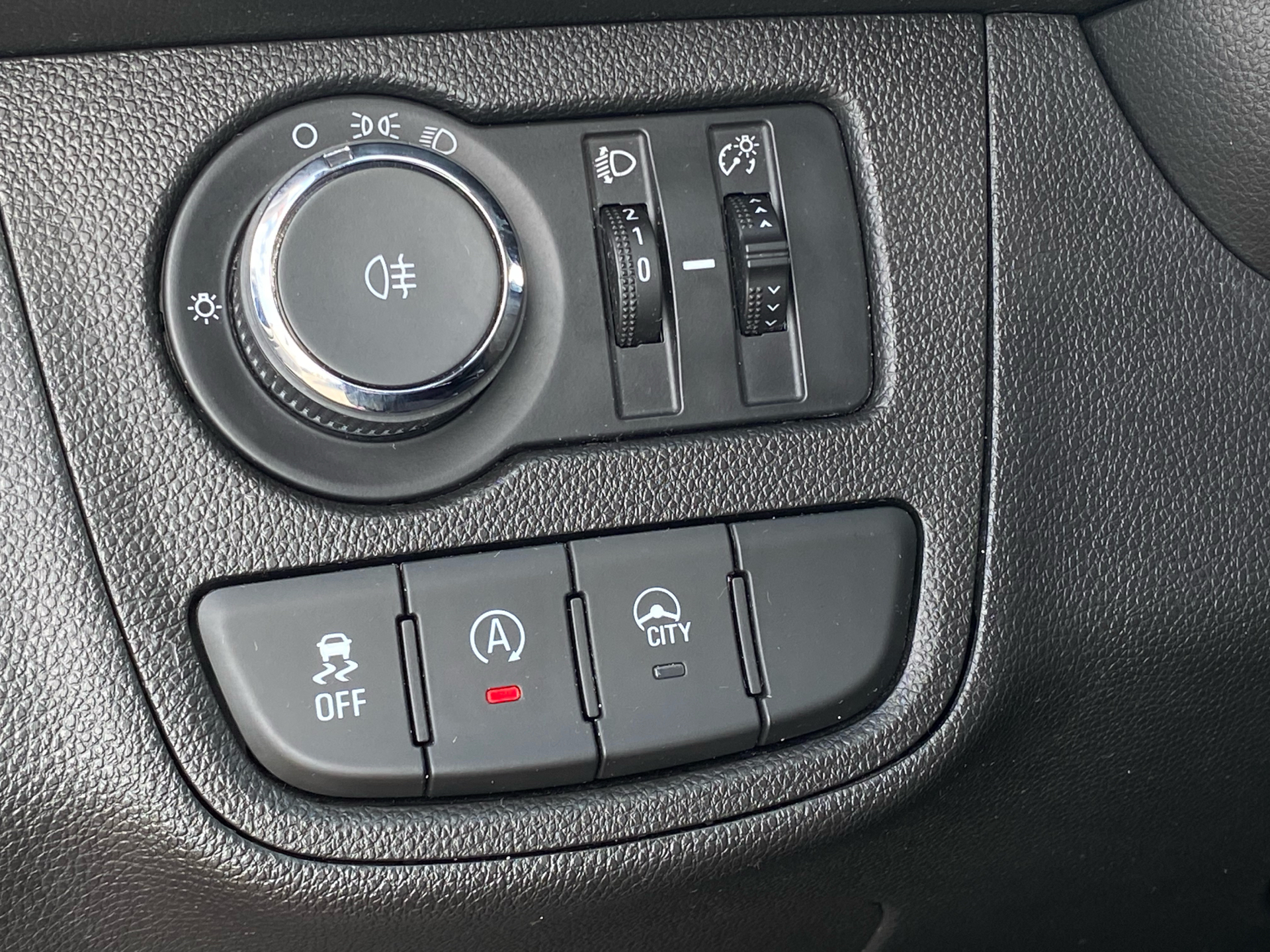 Billede af Opel Karl 1,0 Cosmo 75HK 5d