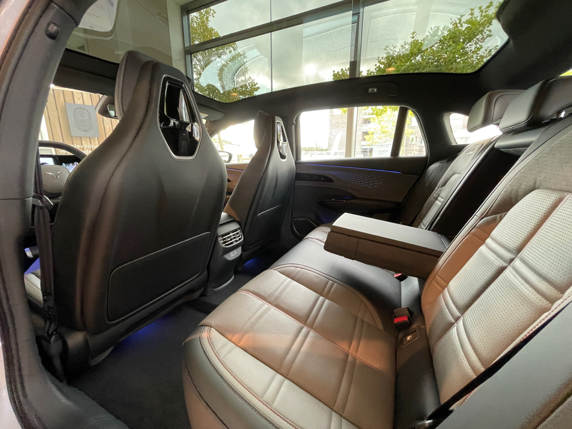 Billede af Hongqi EH7 EL Exclusive 339HK Aut.