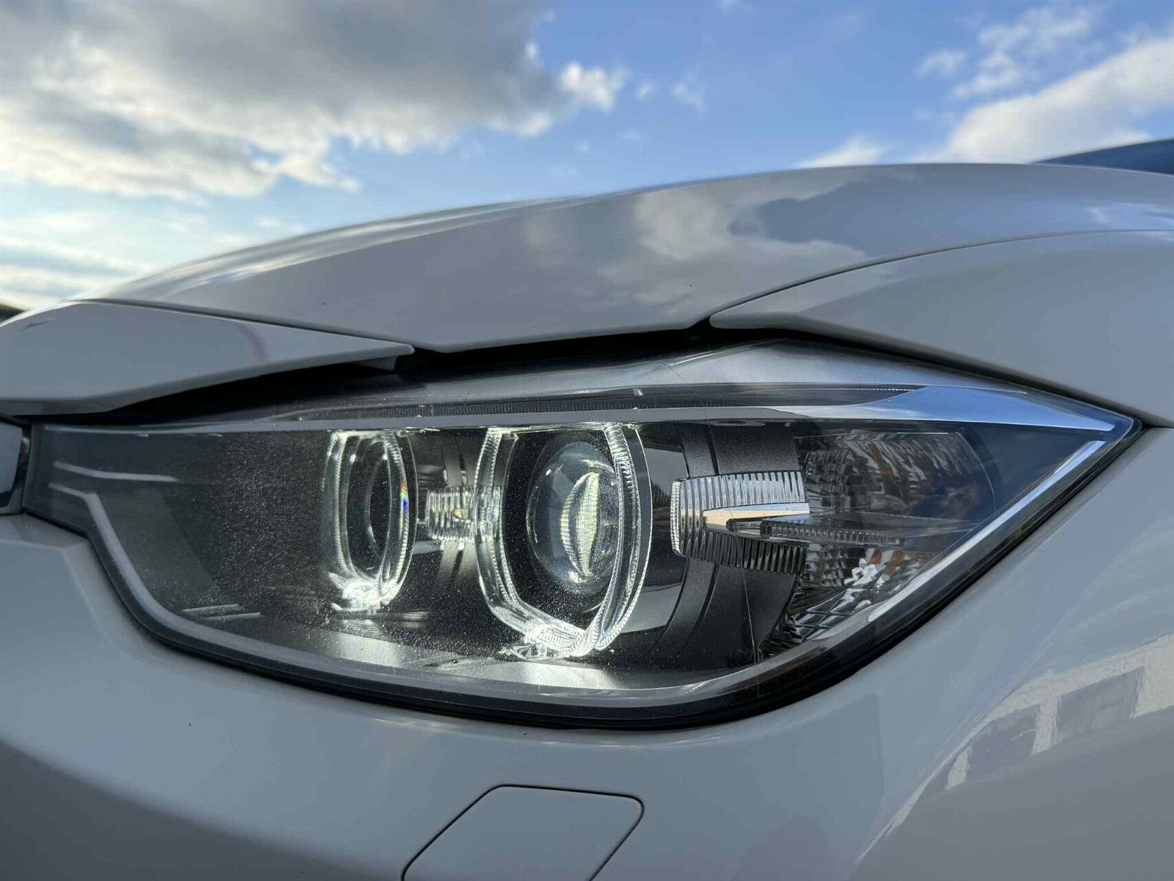 Billede af BMW 318d Touring 2,0 D Sport Line 143HK Stc 8g Aut.