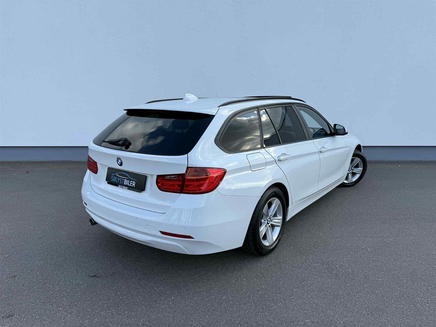 Billede af BMW 318d Touring 2,0 D Sport Line 143HK Stc 8g Aut.