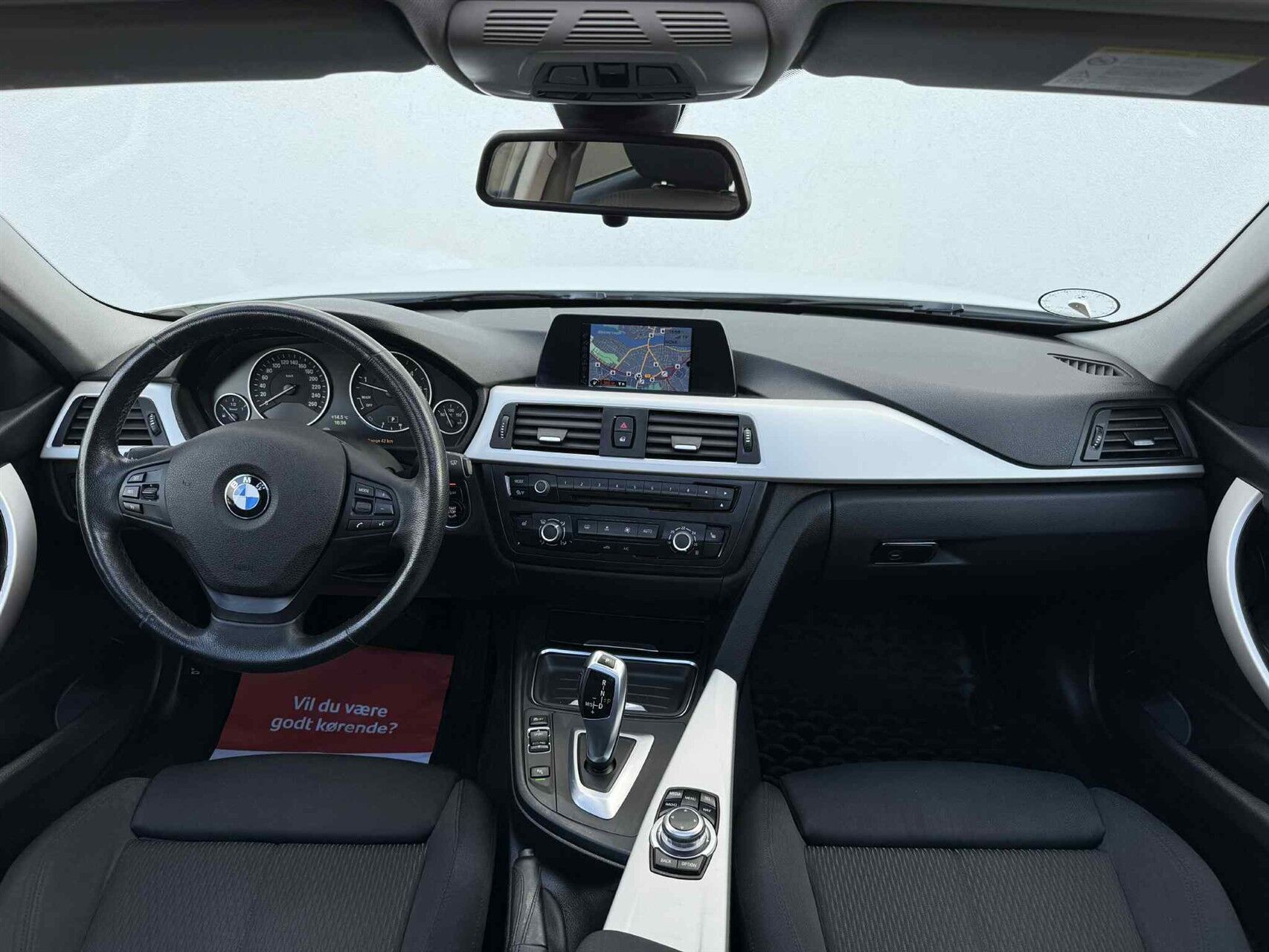 Billede af BMW 318d Touring 2,0 D Sport Line 143HK Stc 8g Aut.