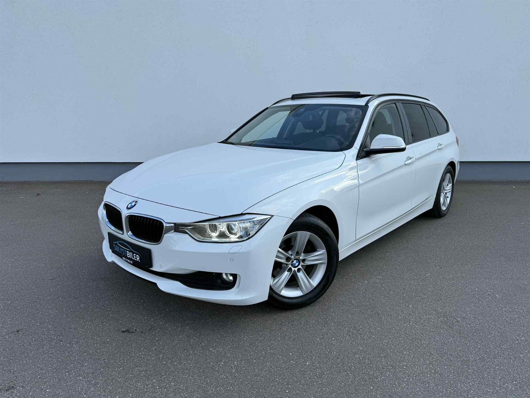 Billede af BMW 318d Touring 2,0 D Sport Line 143HK Stc 8g Aut.