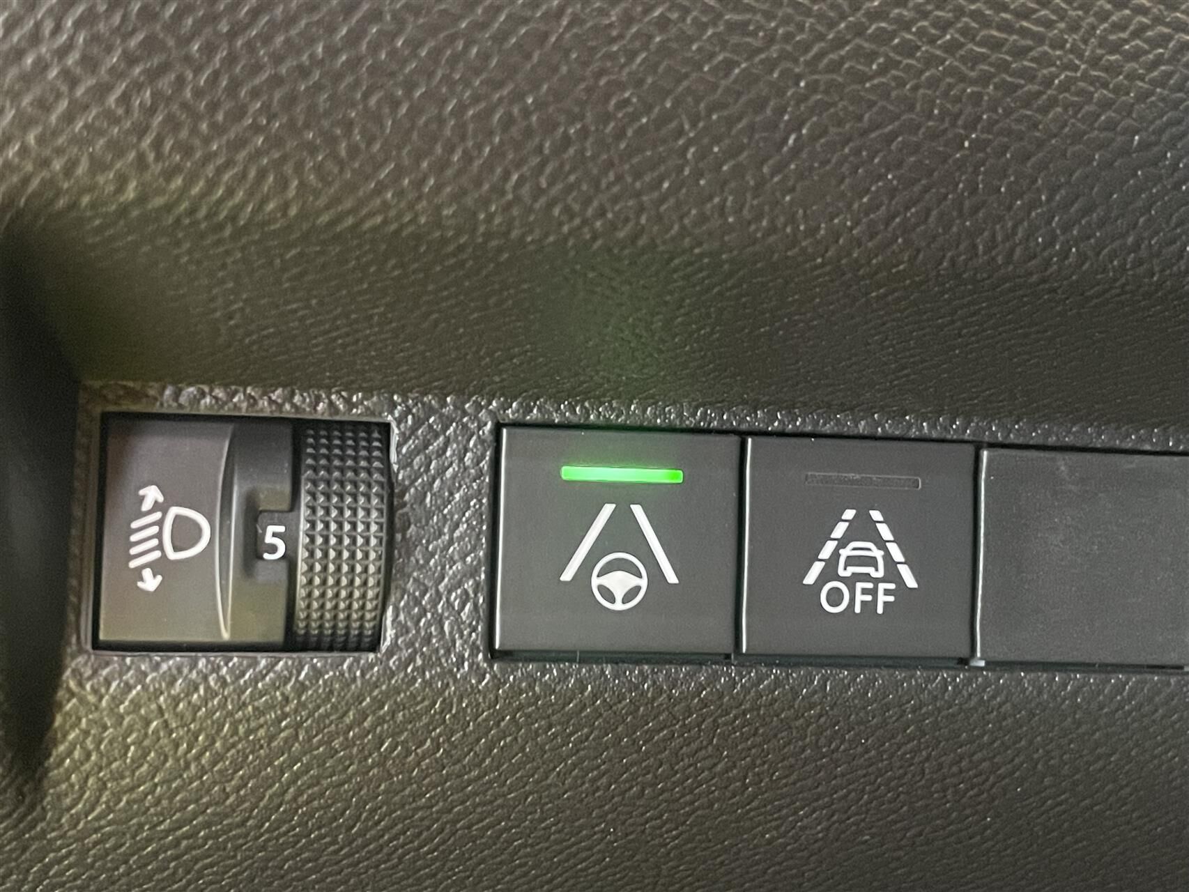 Billede af Peugeot 208 1,2 PureTech Allure Pack 100HK 5d 6g