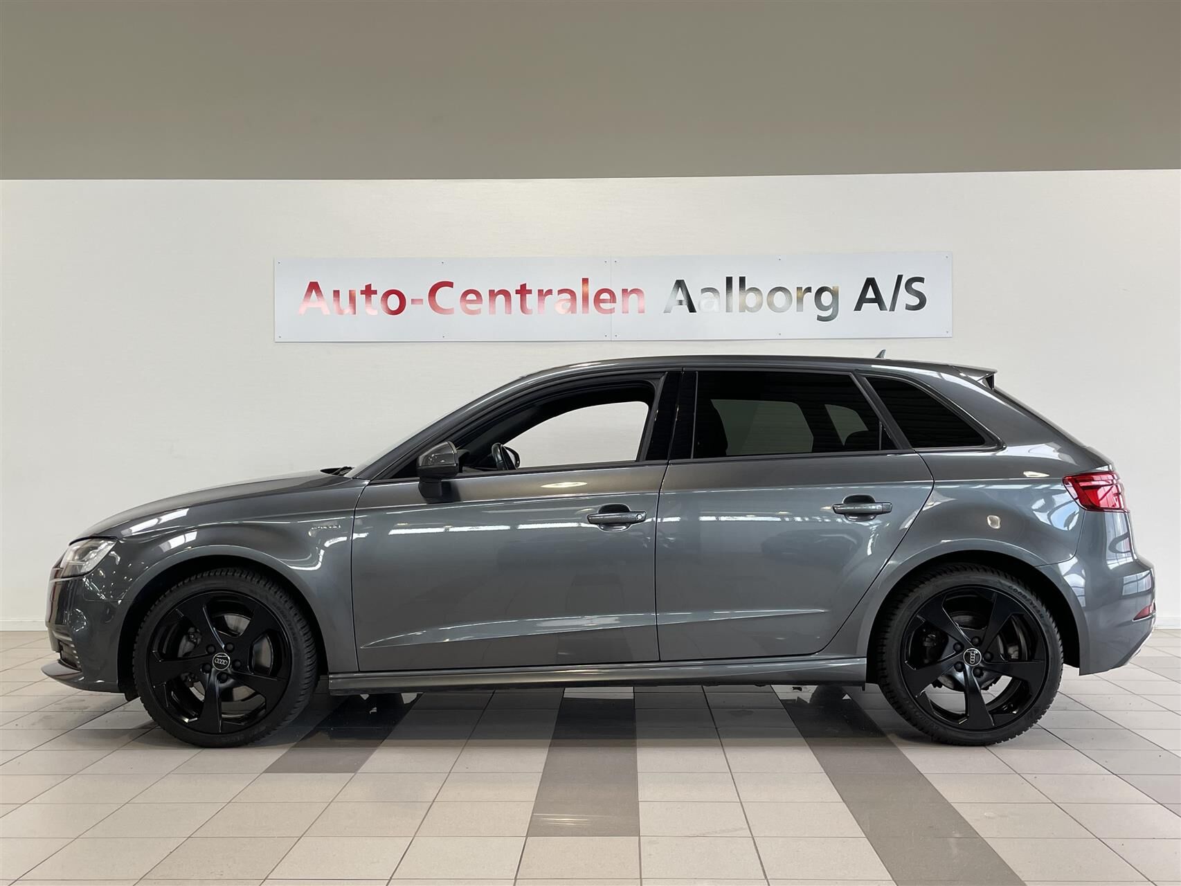 Billede af Audi A3 Sportback 1,4 E-tron  Plugin-hybrid S Tronic 204HK 5d 6g Aut.