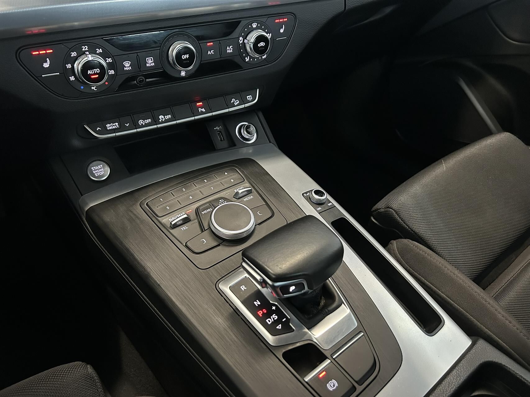 Billede af Audi Q5 2,0 TDI Sport Prestige Tour Quat S Tron 190HK 5d 7g Aut.