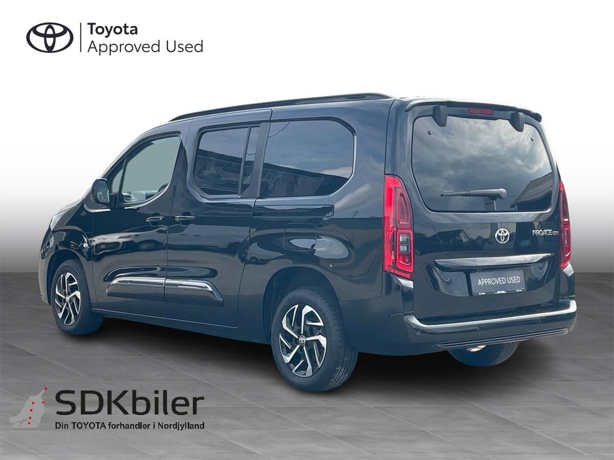 Billede af Toyota Proace City Verso Long 1,5 D Family To Skydedør, Bagklap 130HK 6g Aut.