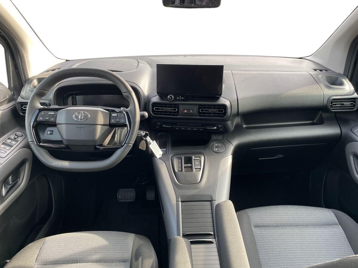 Billede af Toyota Proace City Verso Long 1,5 D Family To Skydedør, Bagklap 130HK 6g Aut.