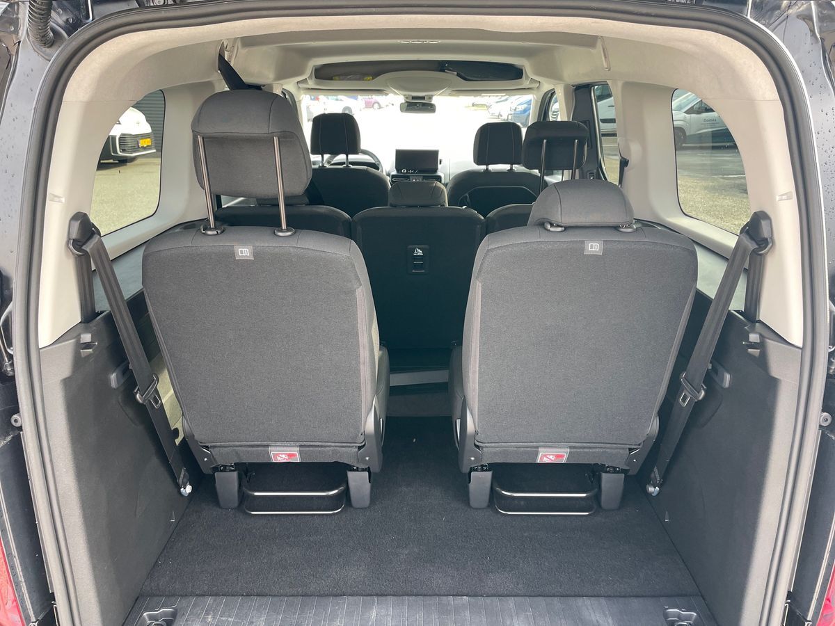 Billede af Toyota Proace City Verso Long 1,5 D Family To Skydedør, Bagklap 130HK 6g Aut.