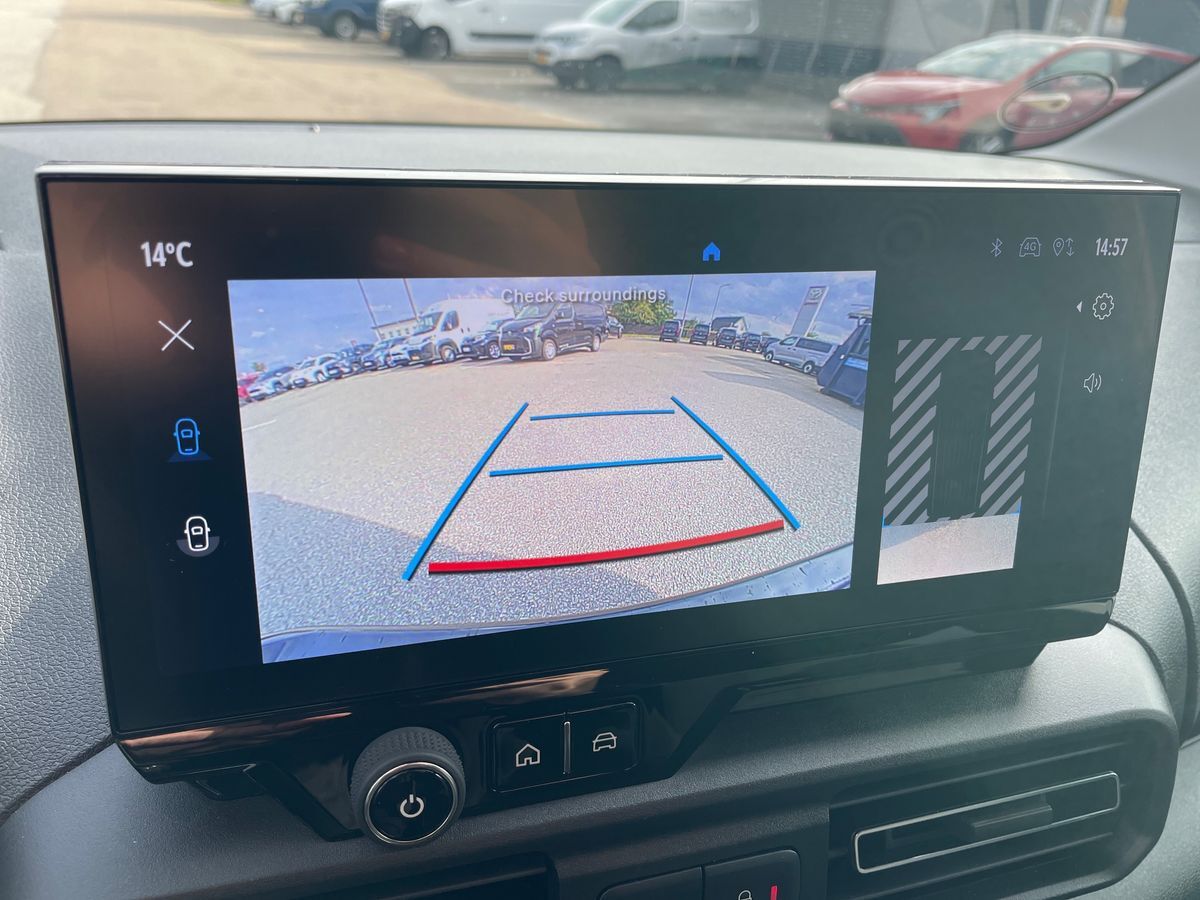 Billede af Toyota Proace City Verso Long 1,5 D Family To Skydedør, Bagklap 130HK 6g Aut.