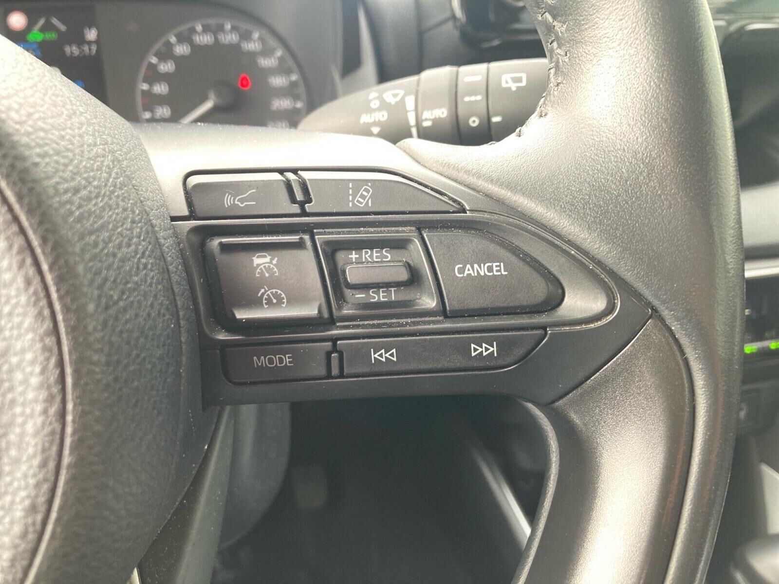 Billede af Mazda 2 1,5 VVT-I  Hybrid Agile CVT 116HK 5d Trinl. Gear