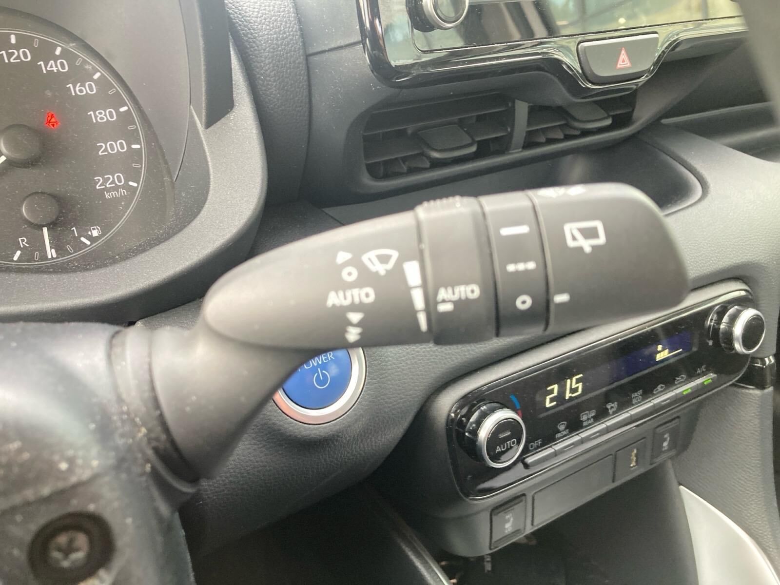 Billede af Mazda 2 1,5 VVT-I  Hybrid Agile CVT 116HK 5d Trinl. Gear