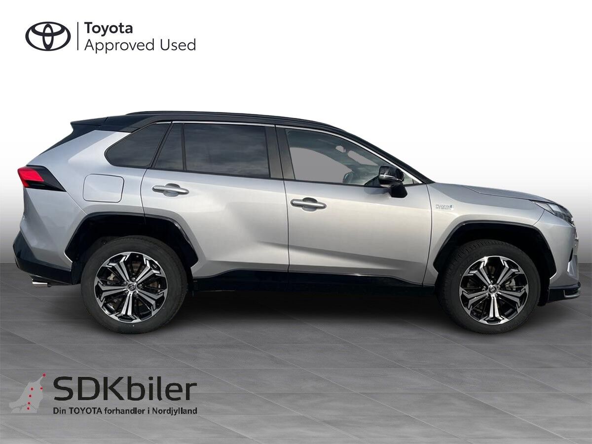 Billede af Toyota RAV4 Plug-in 2,5 Plugin-hybrid Style AWD 306HK 5d 6g Aut.