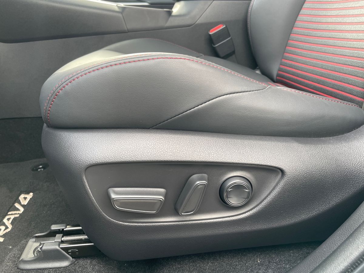 Billede af Toyota RAV4 Plug-in 2,5 Plugin-hybrid Style AWD 306HK 5d 6g Aut.