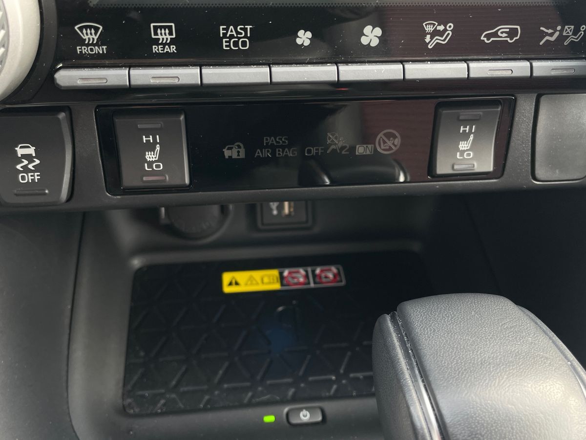 Billede af Toyota RAV4 Plug-in 2,5 Plugin-hybrid Style AWD 306HK 5d 6g Aut.