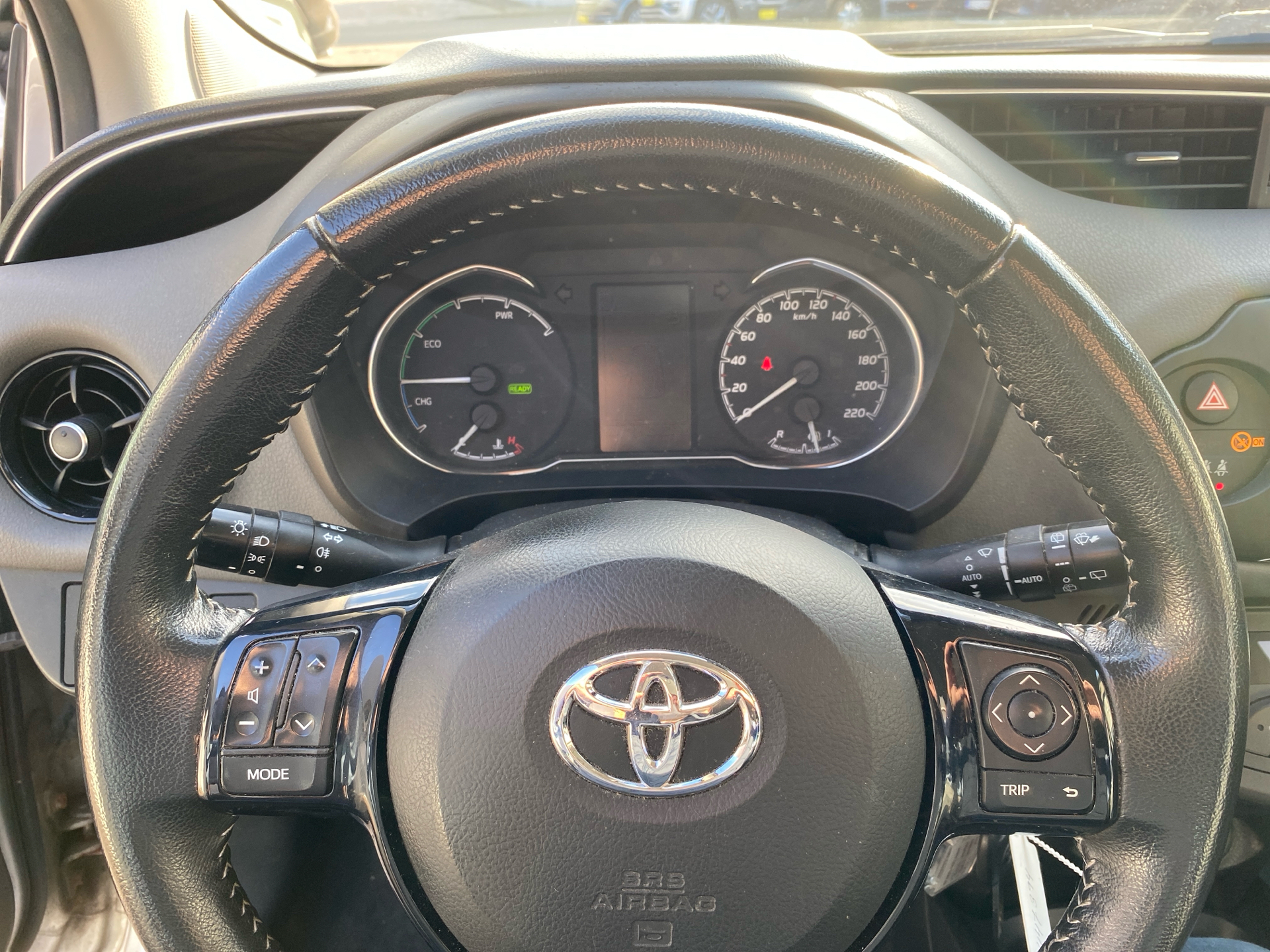 Billede af Toyota Yaris 1,5 Hybrid H2 E-CVT 100HK 5d Trinl. Gear