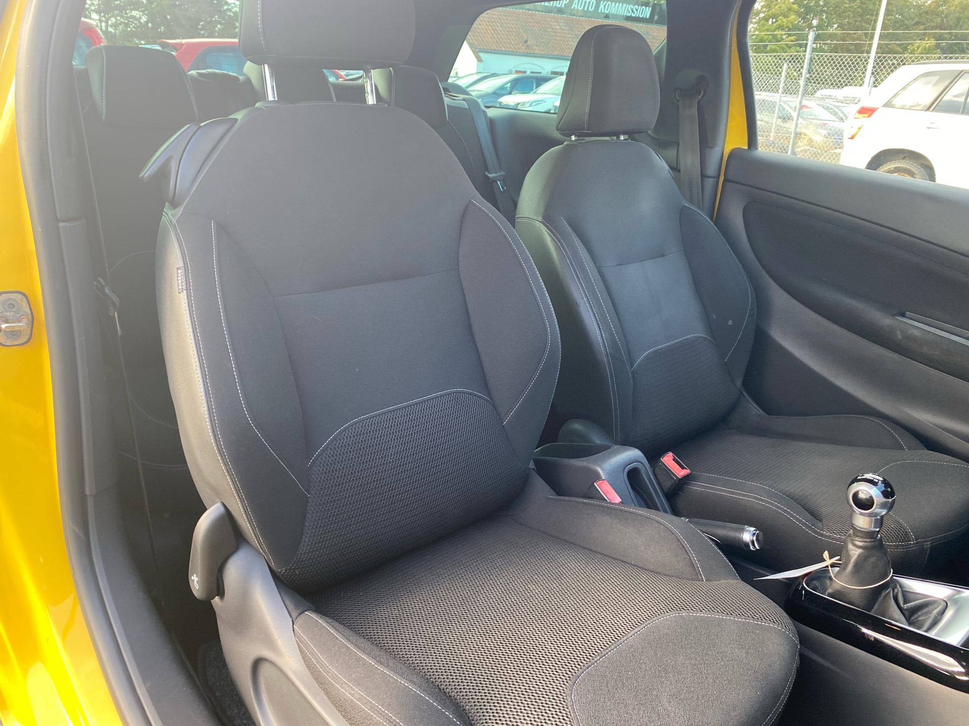 Billede af Citroën DS3 1,6 e-HDi Style 92HK 3d