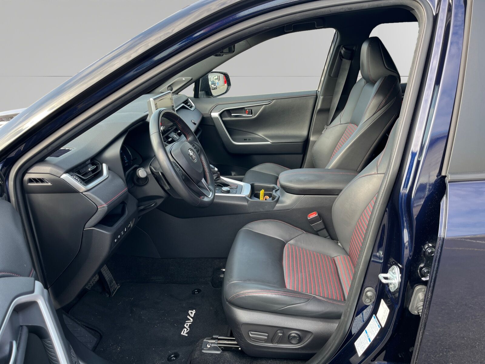 Billede af Toyota RAV4 Plug-in 2,5 Plugin-hybrid H3 Style AWD 306HK 5d 6g Aut.