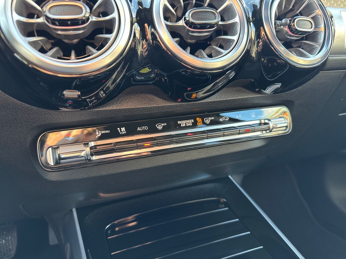 Billede af Mercedes-Benz EQB 300 EL 4Matic 228HK 5d Aut.