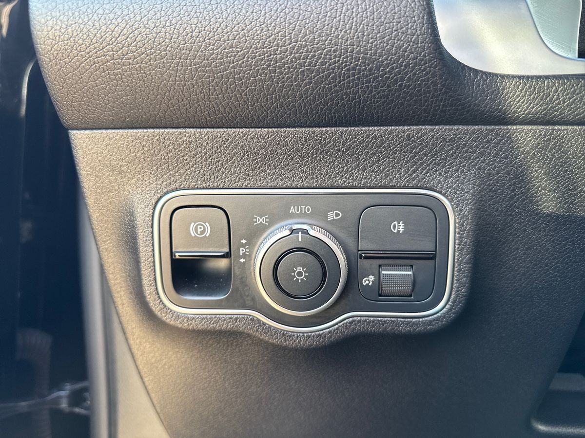 Billede af Mercedes-Benz EQB 300 EL 4Matic 228HK 5d Aut.