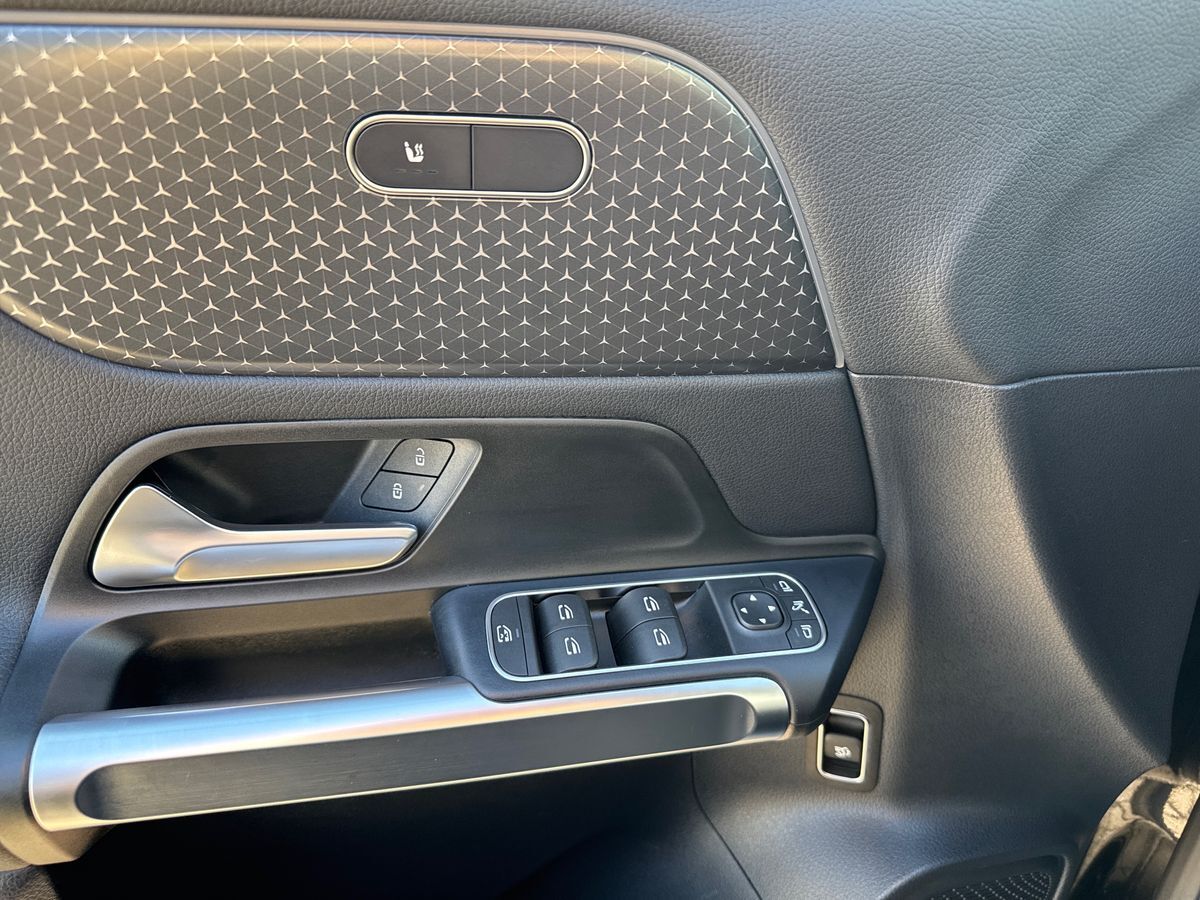 Billede af Mercedes-Benz EQB 300 EL 4Matic 228HK 5d Aut.