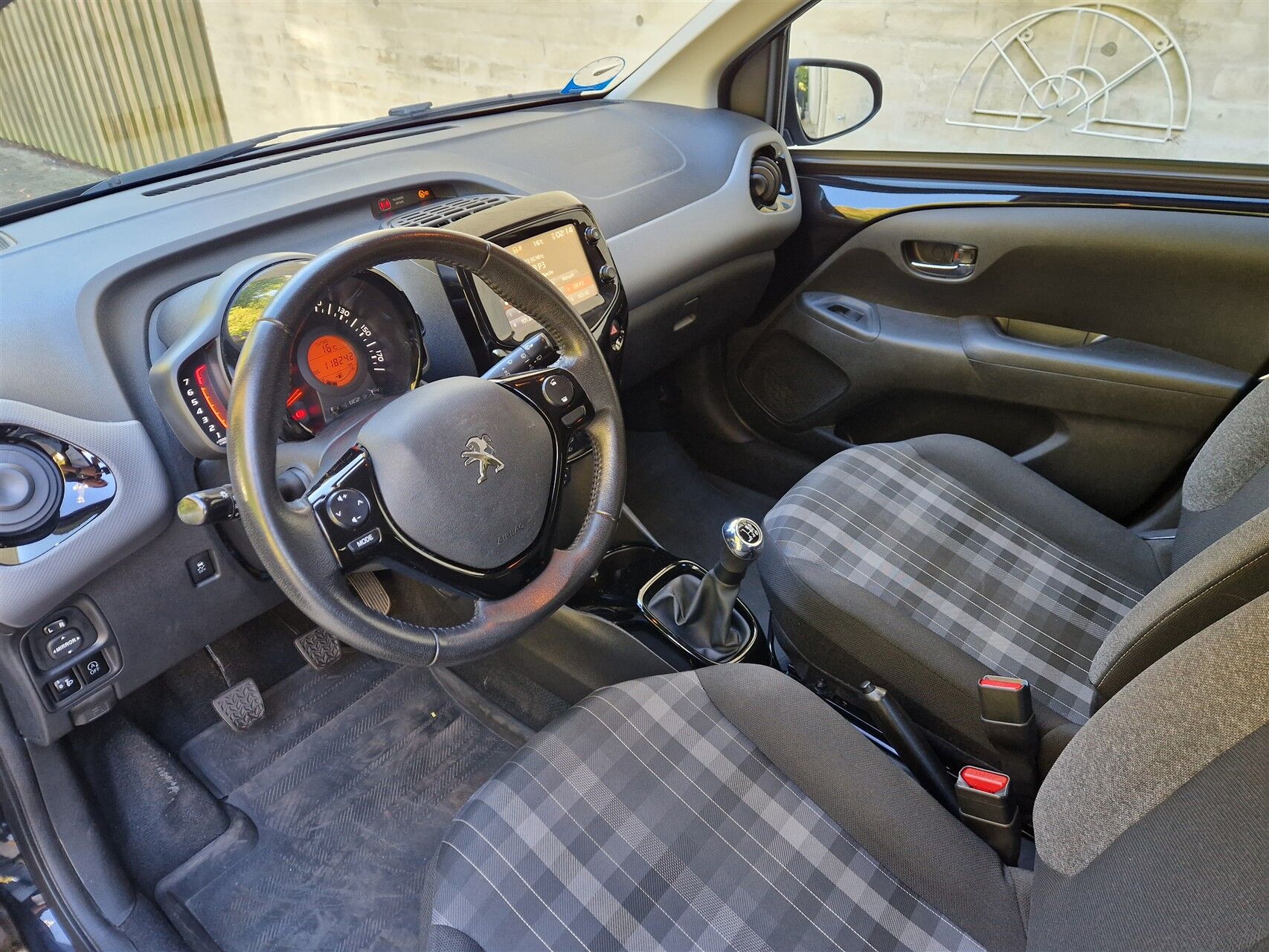 Billede af Peugeot 108 1,0 e-Vti Selection 72HK 5d