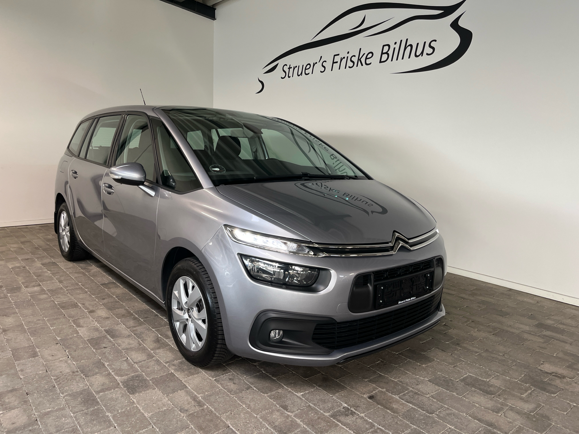 Billede af Citroën Grand C4 SpaceTourer 1,5 Blue HDi Platinum Limited EAT8 130HK 8g Aut.