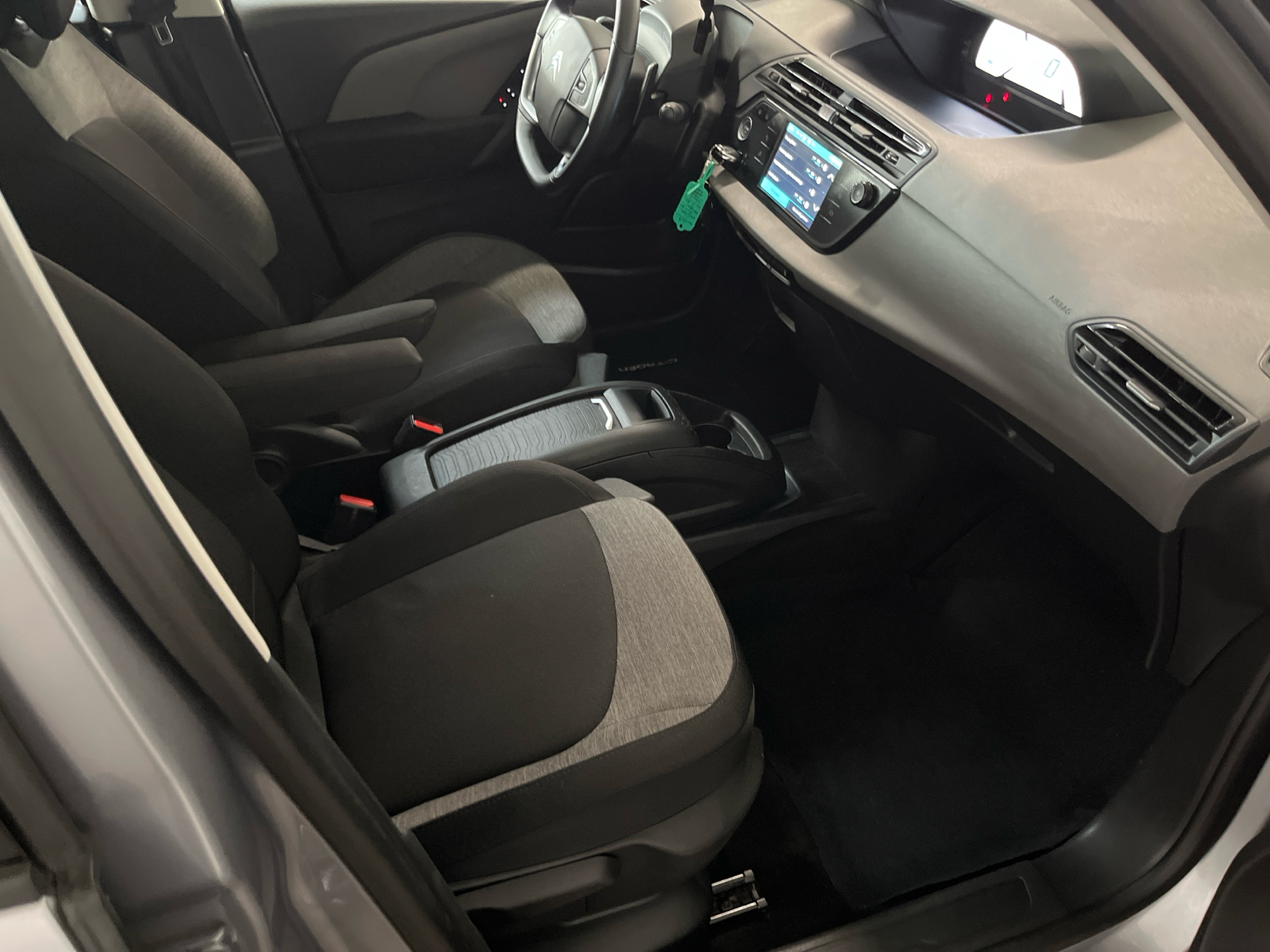 Billede af Citroën Grand C4 SpaceTourer 1,5 Blue HDi Platinum Limited EAT8 130HK 8g Aut.