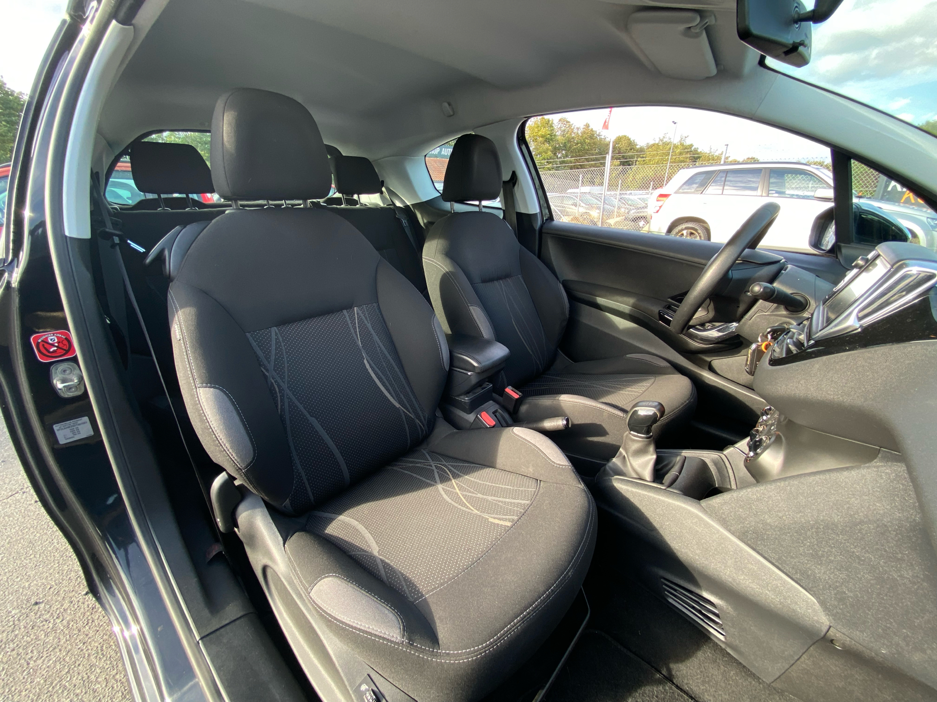 Billede af Peugeot 208 1,2 VTi City 82HK 3d