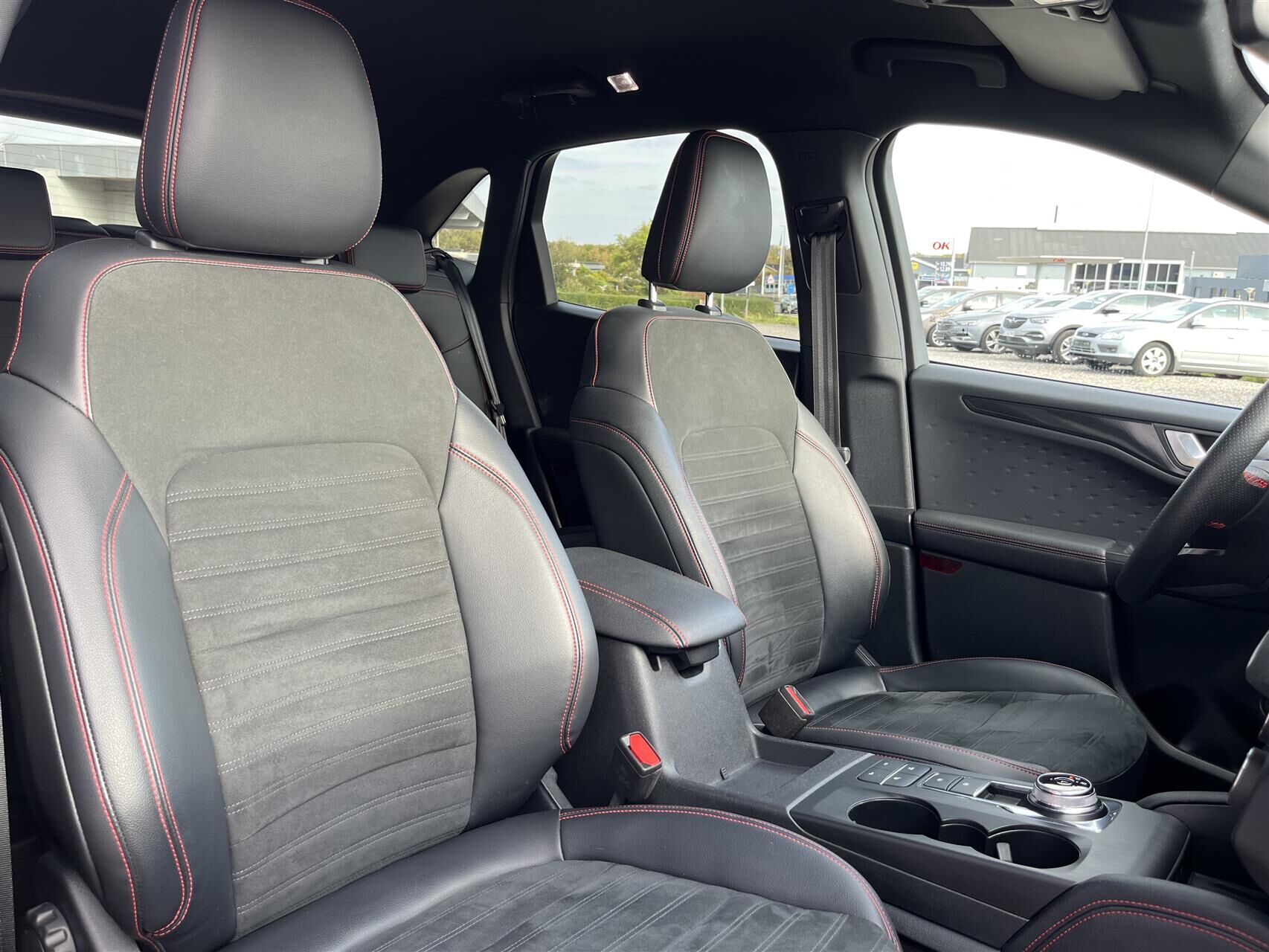 Billede af Ford Kuga 2,5 Plugin-hybrid ST-Line X CVT 225HK 5d Trinl. Gear