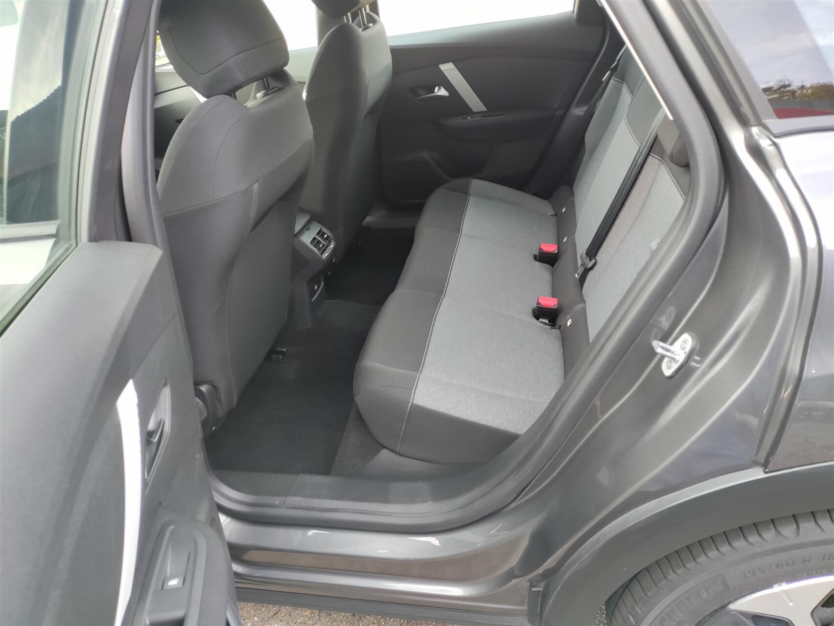 Billede af Citroën C4 1,2 PureTech Concorde EAT8 130HK 5d 8g Aut.