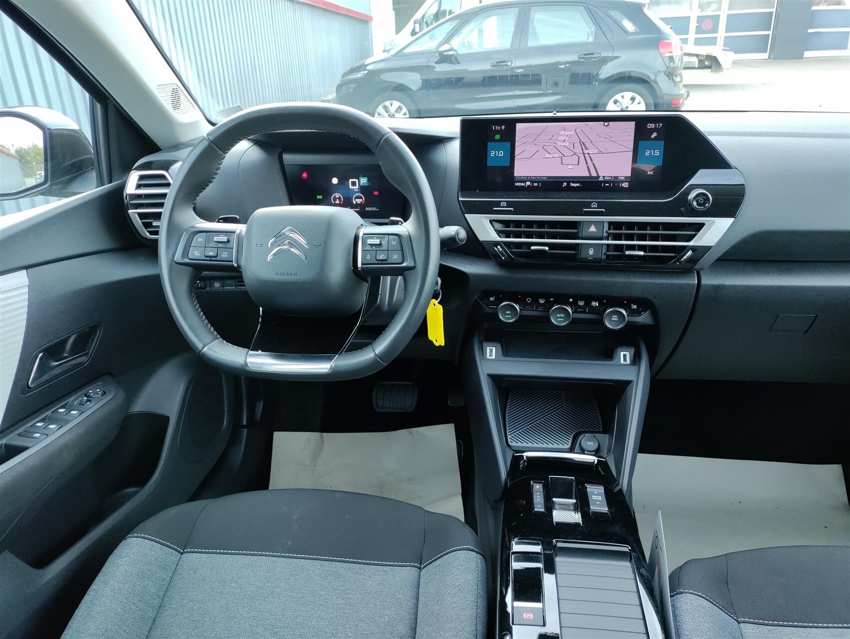 Billede af Citroën C4 1,2 PureTech Concorde EAT8 130HK 5d 8g Aut.