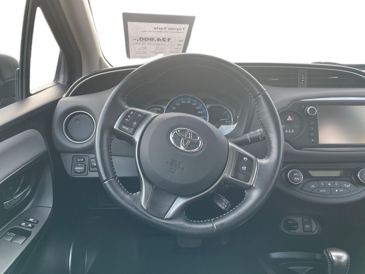 Billede af Toyota Yaris 1,5 Hybrid H2 E-CVT 100HK 5d Trinl. Gear