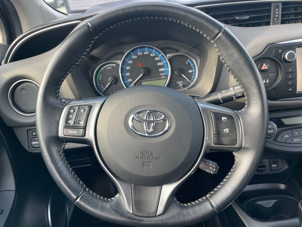 Billede af Toyota Yaris 1,5 Hybrid H2 E-CVT 100HK 5d Trinl. Gear