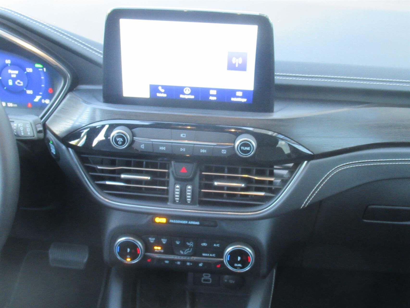 Billede af Ford Kuga 2,5 Plugin-hybrid Vignale CVT 225HK 5d Trinl. Gear