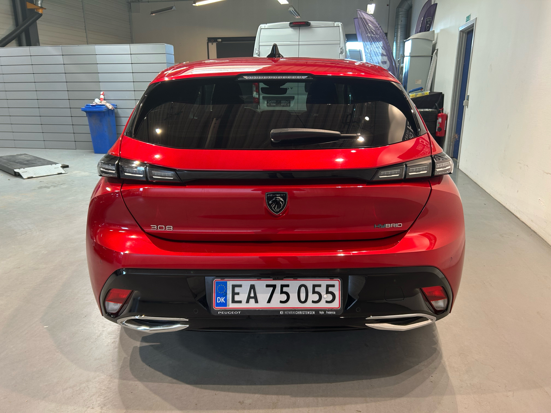 Billede af Peugeot 308 1,6 Plugin-hybrid First Selection Plus EAT8 180HK 5d 8g Aut.