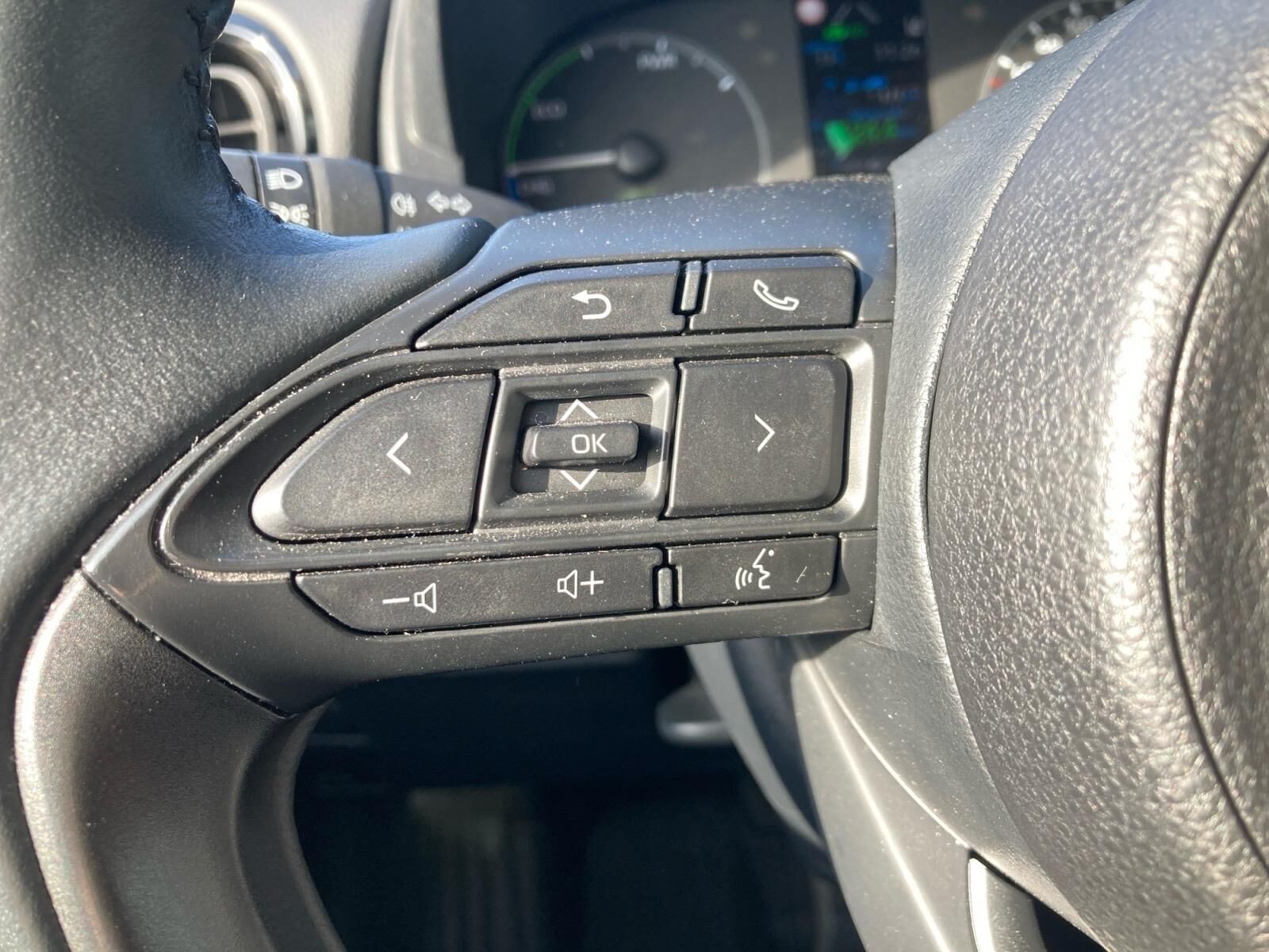 Billede af Mazda 2 1,5 VVT-I  Hybrid Pure Plus Pack CVT 116HK 5d Trinl. Gear