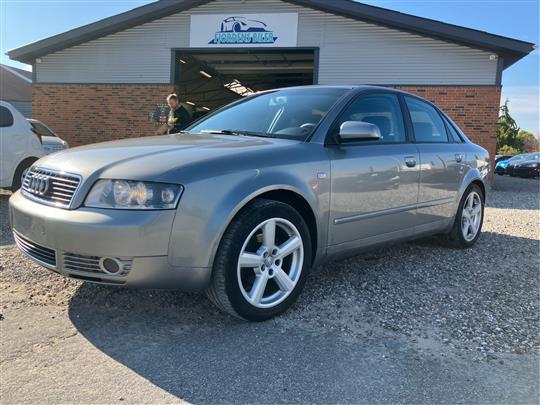 Audi A4 1,6 102HK