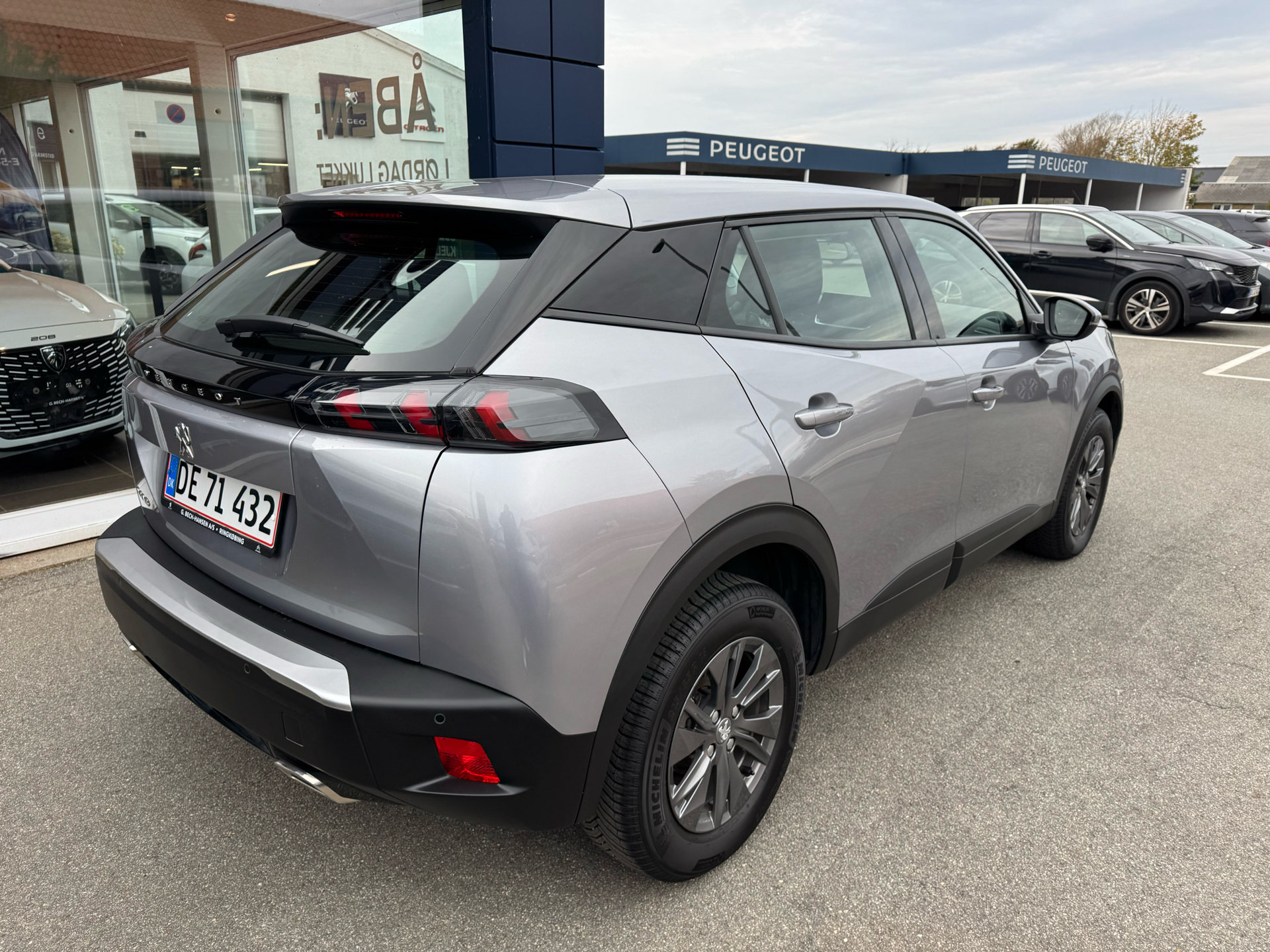 Billede af Peugeot 2008 1,2 PureTech Active Pack 130HK 5d