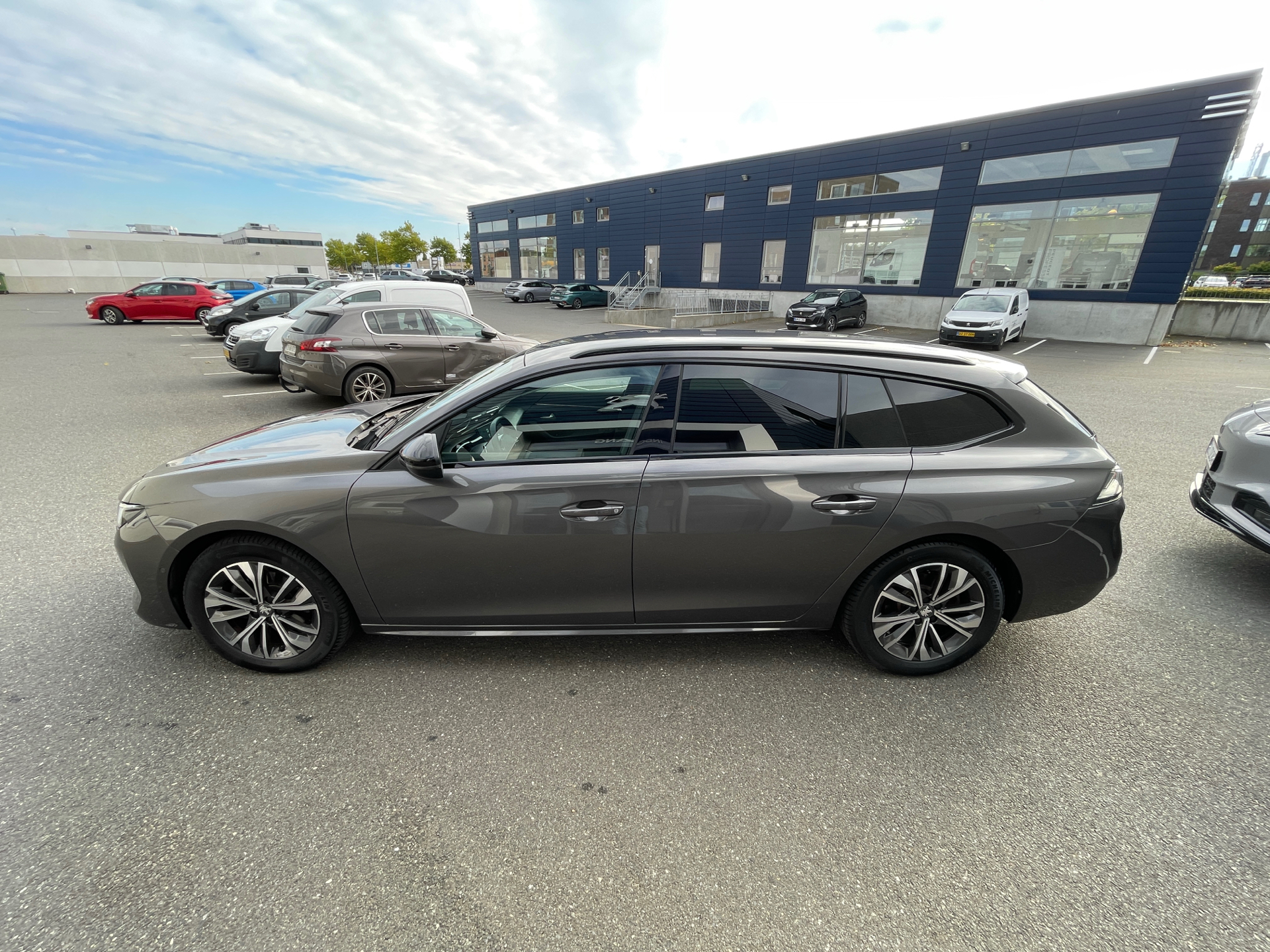 Billede af Peugeot 508 SW 1,5 BlueHDi Allure Pack EAT8 start/stop 130HK Stc 8g Aut.