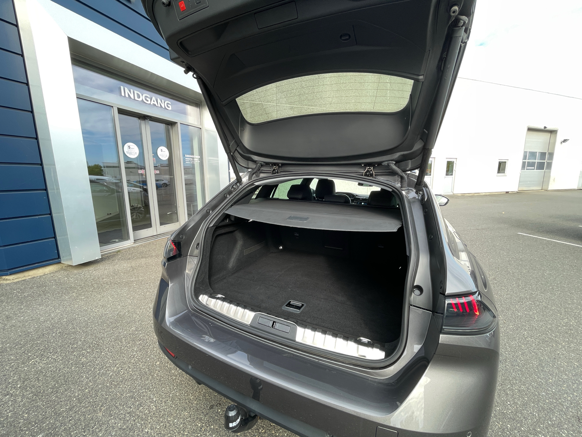 Billede af Peugeot 508 SW 1,5 BlueHDi Allure Pack EAT8 start/stop 130HK Stc 8g Aut.