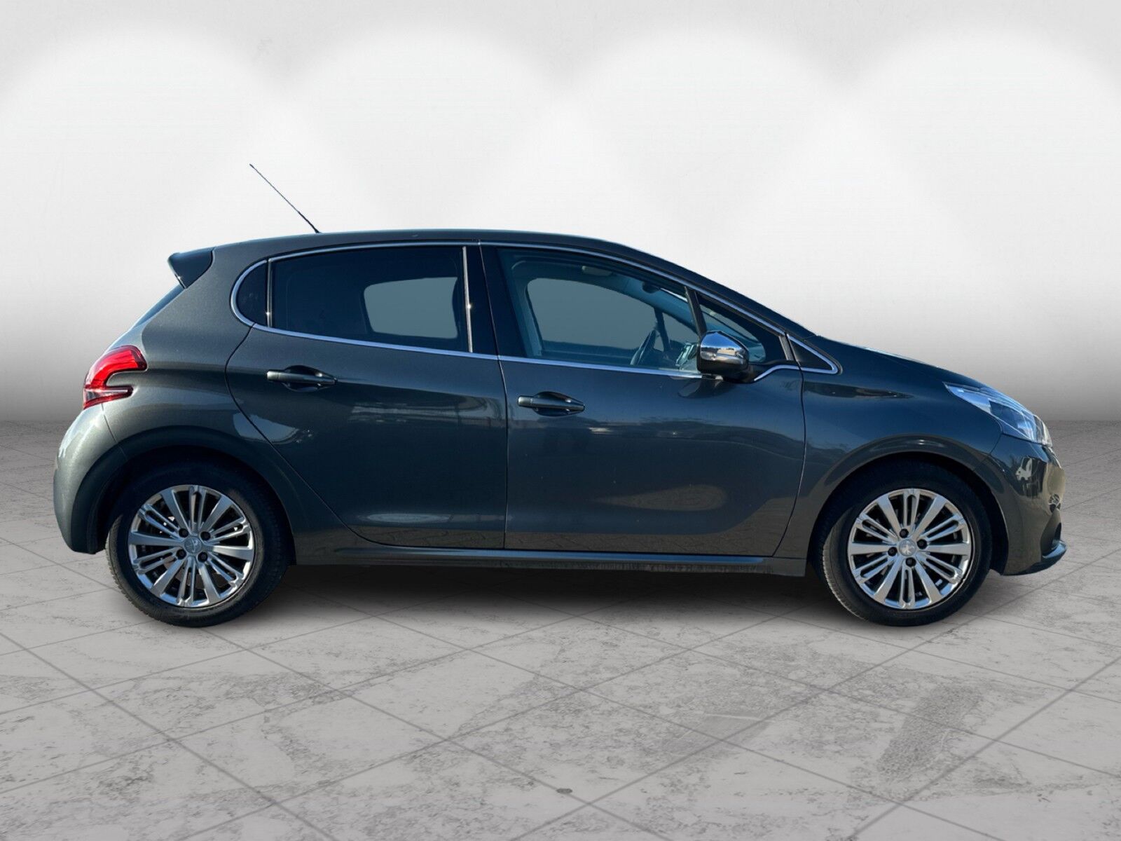 Billede af Peugeot 208 1,6 BlueHDi Desire Sky 100HK 5d