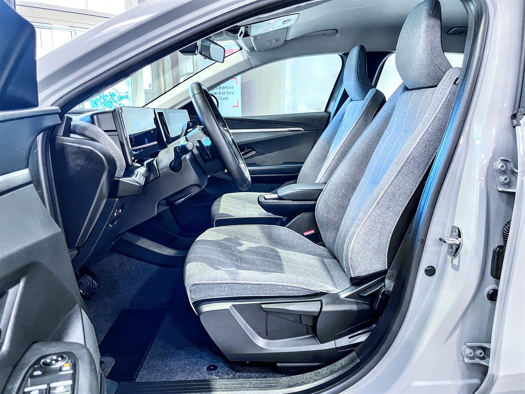 Billede af Renault Mégane E-TECH Optimum 220HK 5d Aut.