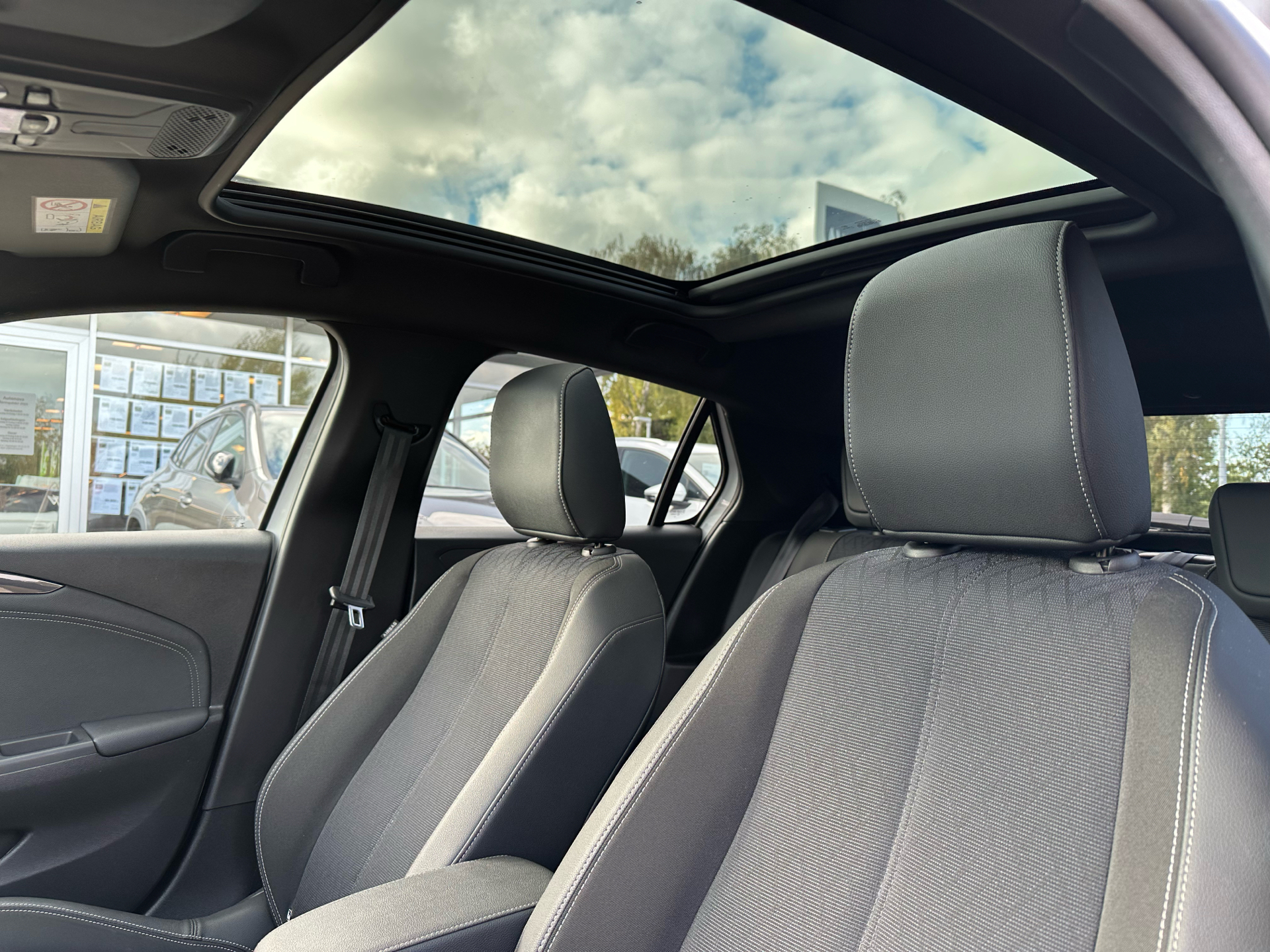 Billede af Opel Corsa 1,2 PureTech Elegance Sky 100HK 5d 6g
