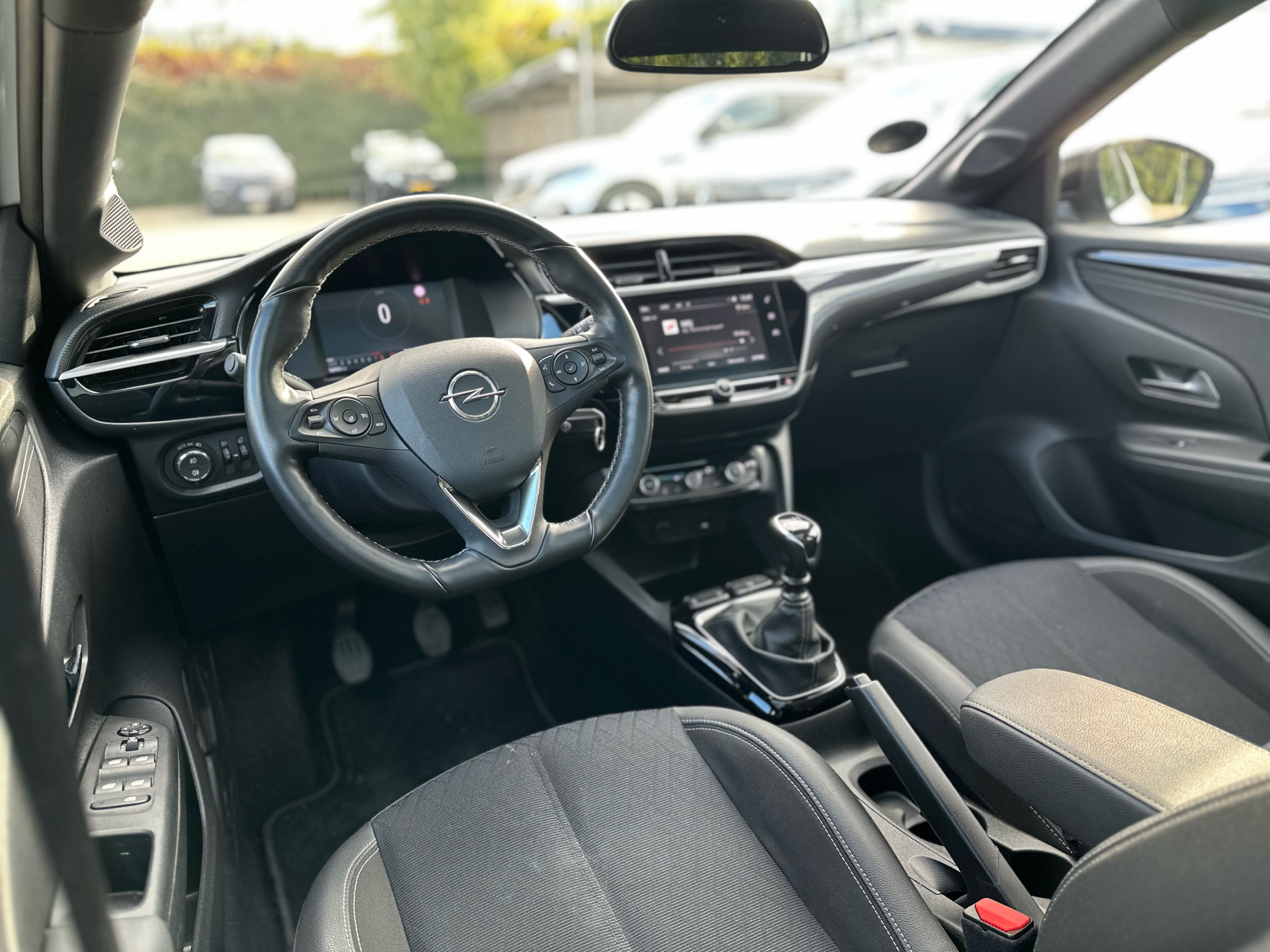 Billede af Opel Corsa 1,2 PureTech Elegance Sky 100HK 5d 6g