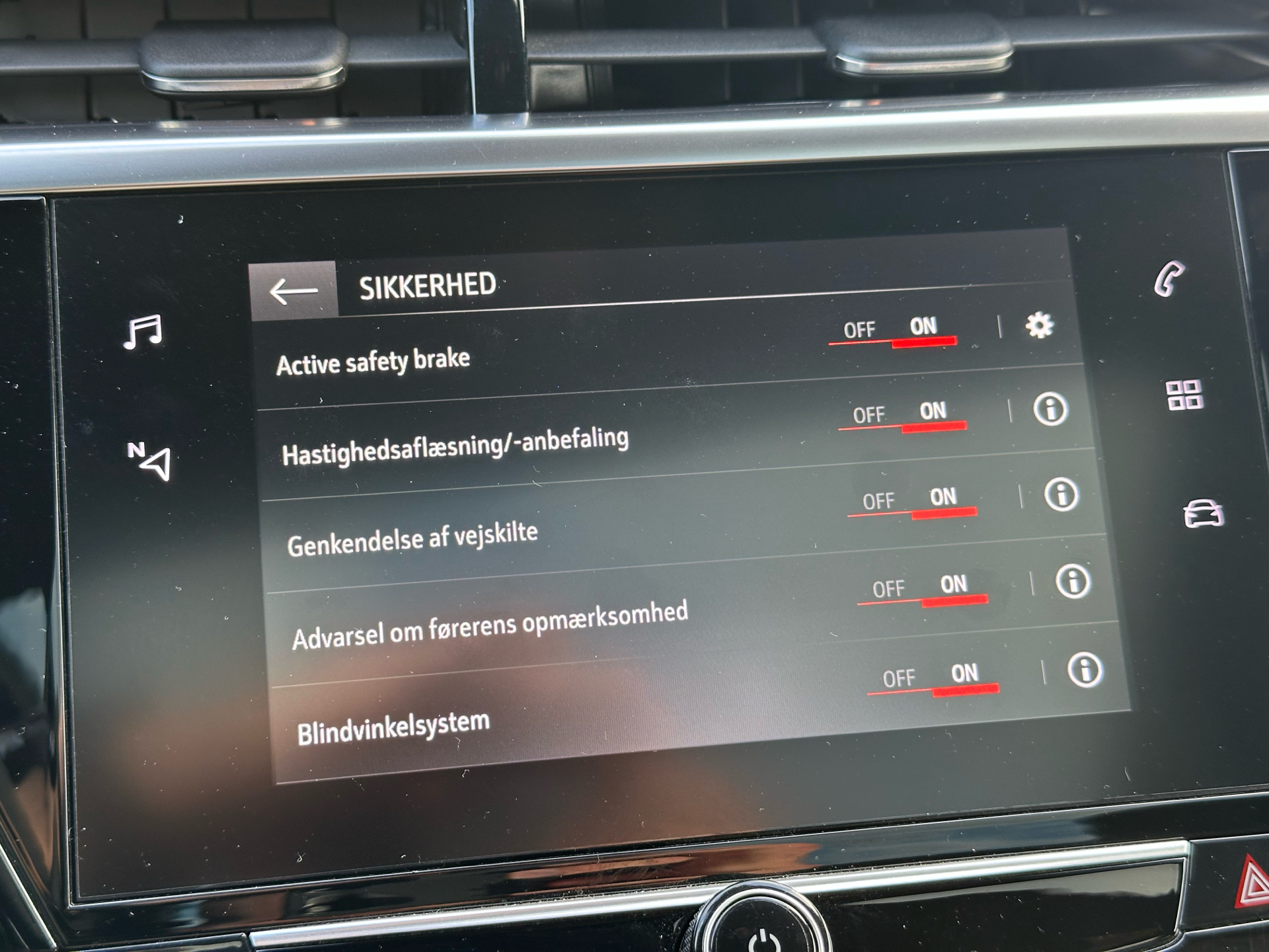 Billede af Opel Corsa 1,2 PureTech Elegance Sky 100HK 5d 6g