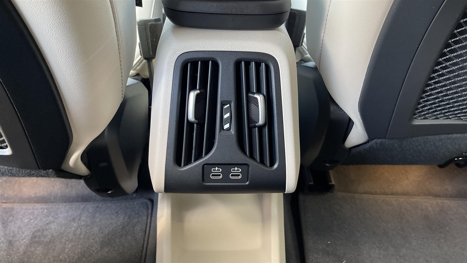 Billede af BMW iX1 eDrive20 M-Sport 204HK 5d Aut.